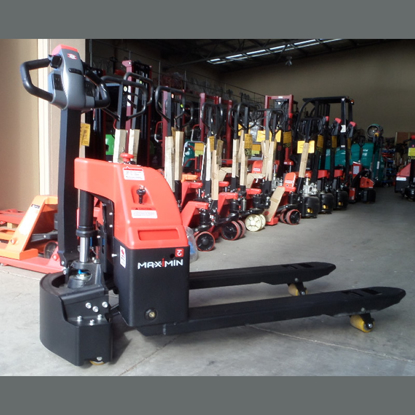 Picture of Full Electric Standard Width 1.5 Ton Pallet Jack